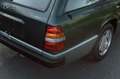 Mercedes-Benz E 280 (W124) from 2nd Owner Verde - thumbnail 15