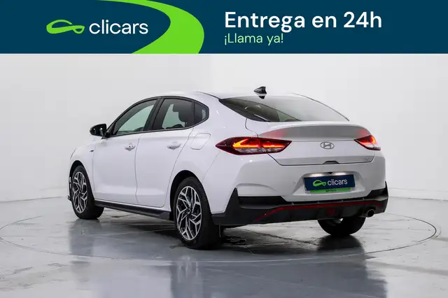 Hyundai i30 view 9