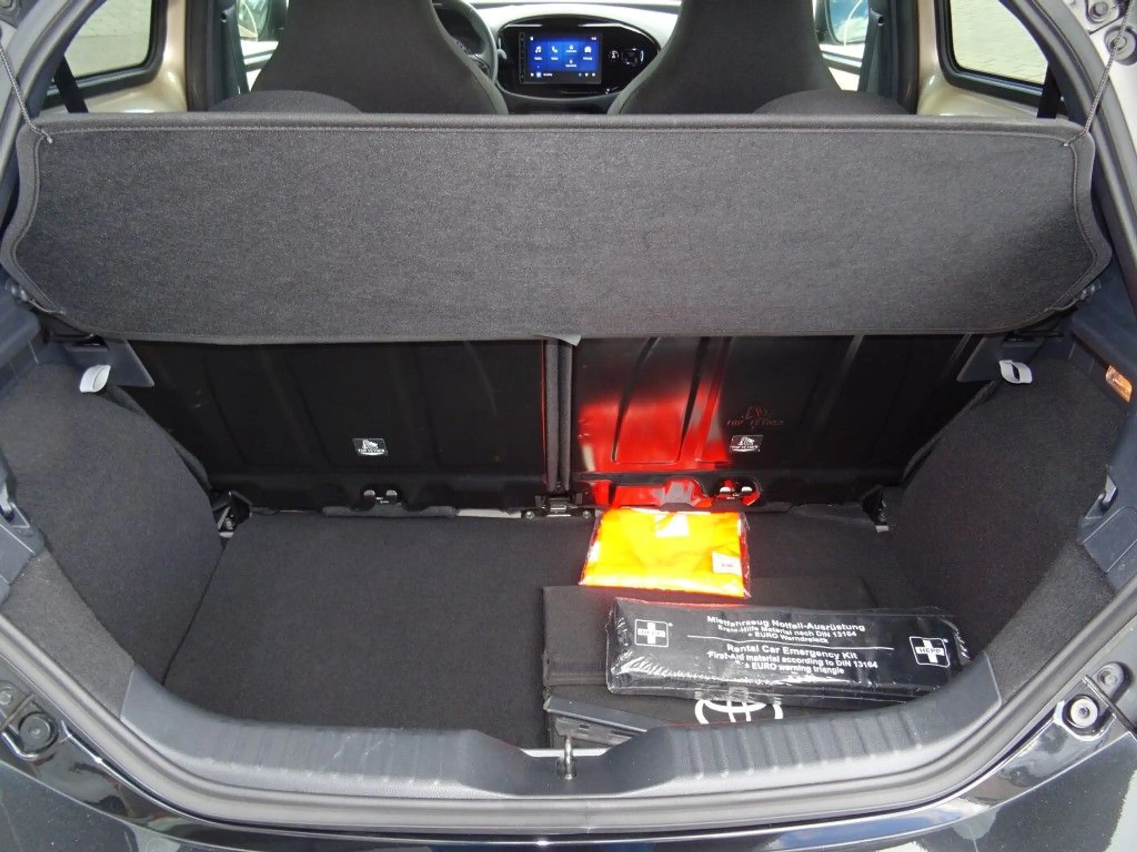 Toyota Aygo X Teamplayer — photo 11