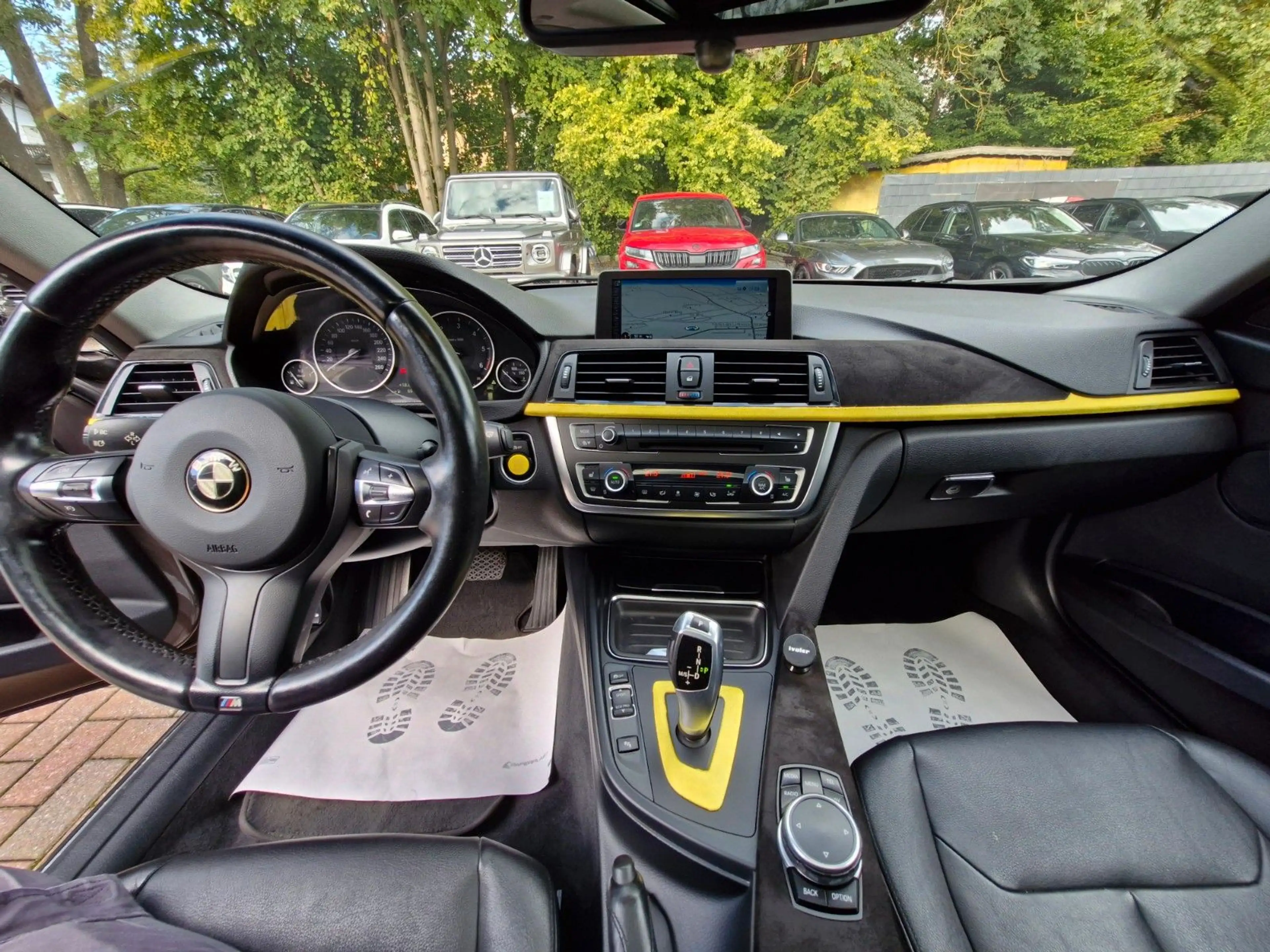 BMW 335 d xDrive Touring Luxury Line Pano Bi-Xenon — photo 11