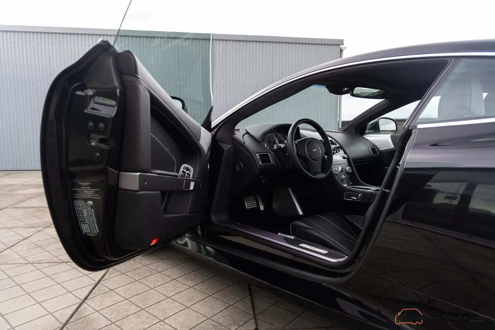 Aston Martin Virage V12 6.0 V12 | 27.000KM | New Condition | Full Docu Noir - 2