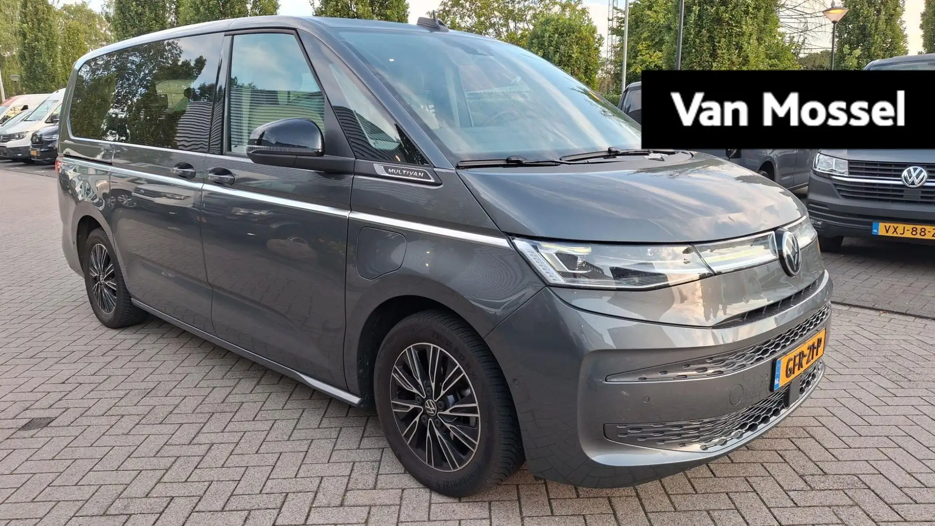 Volkswagen T7 Multivan 1.4 eHybrid L2H1 Style 218 PK | Airco | Parkeerhul Gris - 1