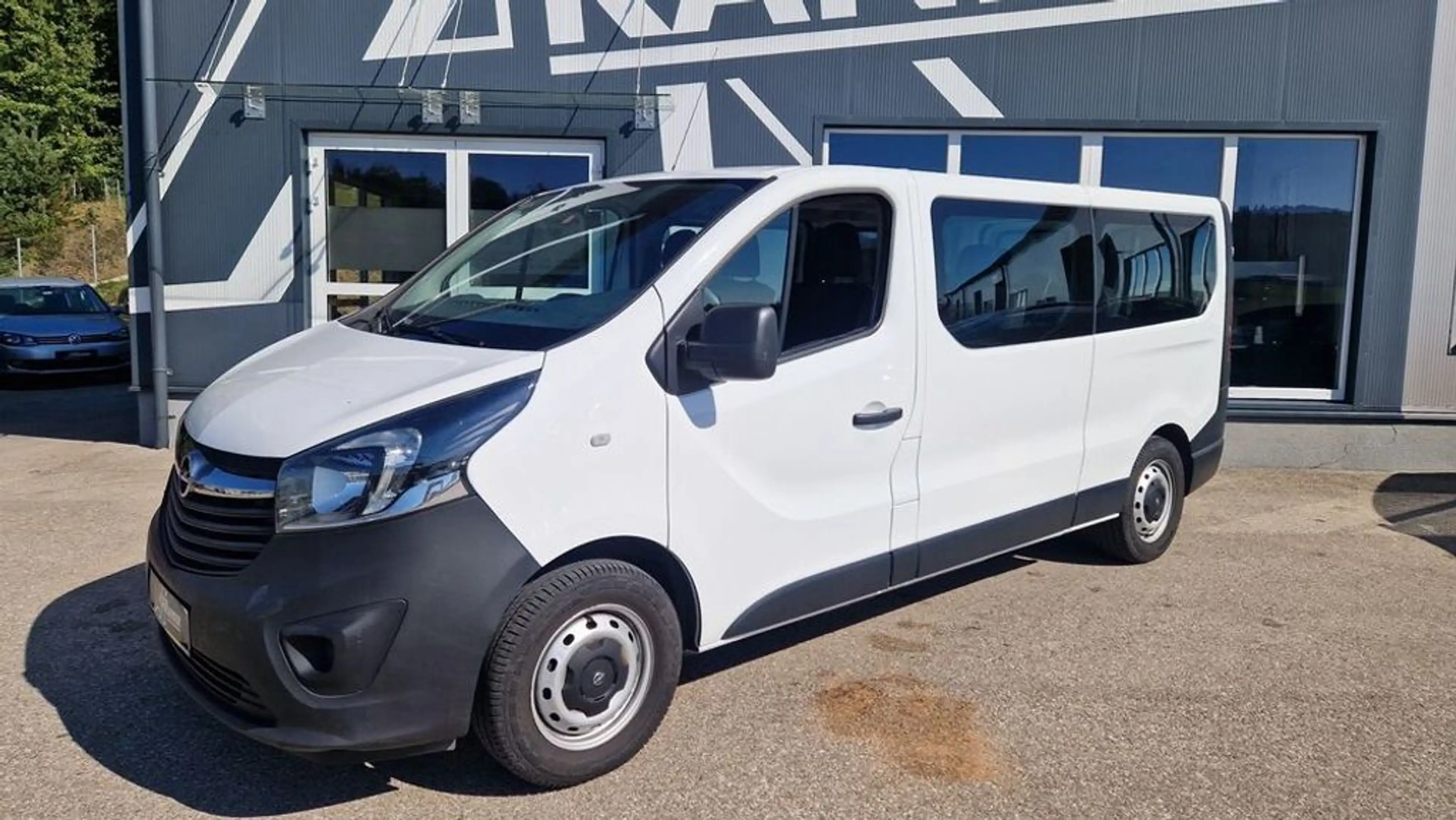 Opel Vivaro Combi L2H1 2,9t  ''9-Sitzer'' — photo 3