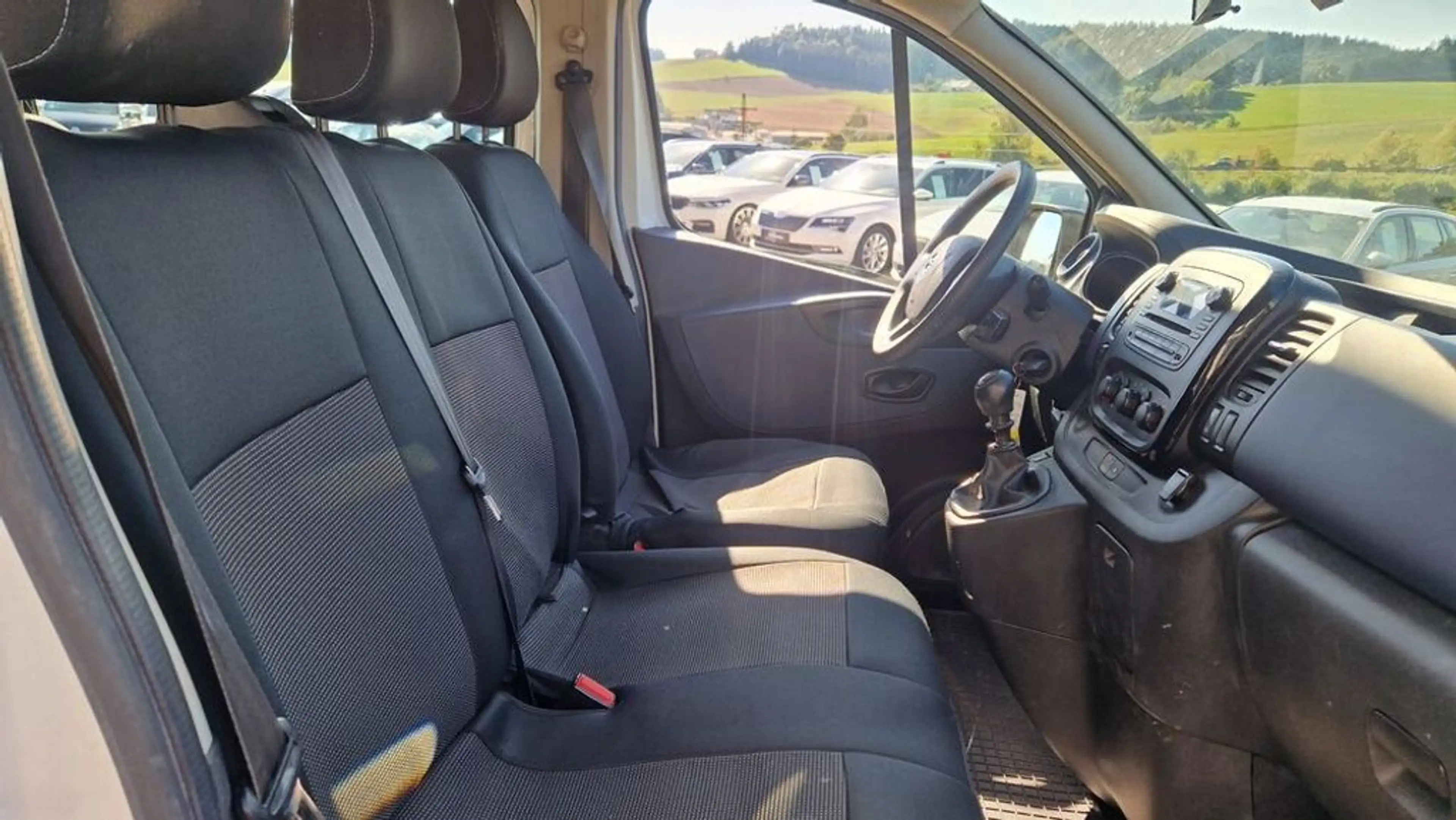Opel Vivaro Combi L2H1 2,9t  ''9-Sitzer'' — photo 11