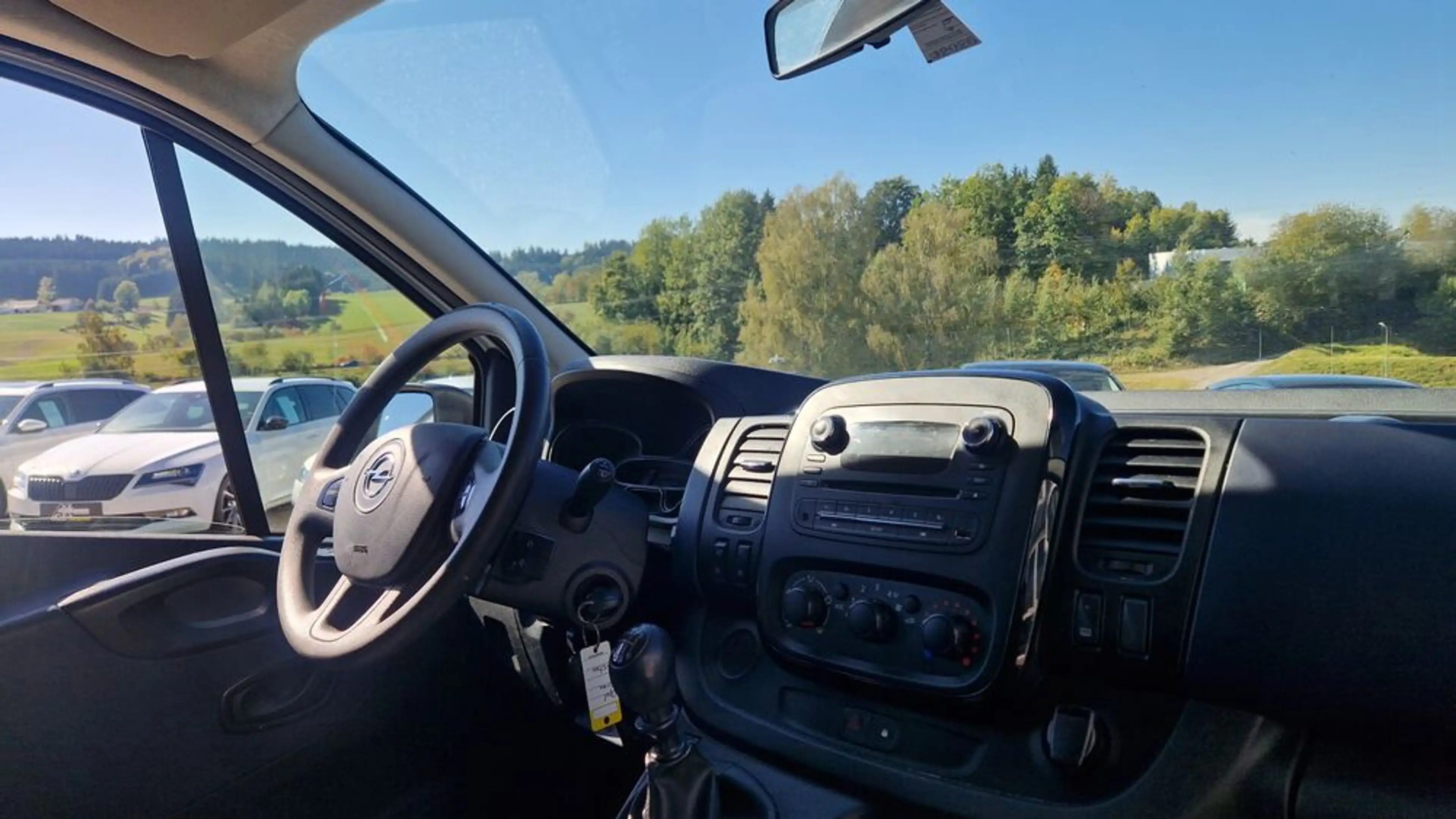 Opel Vivaro Combi L2H1 2,9t  ''9-Sitzer'' — photo 9