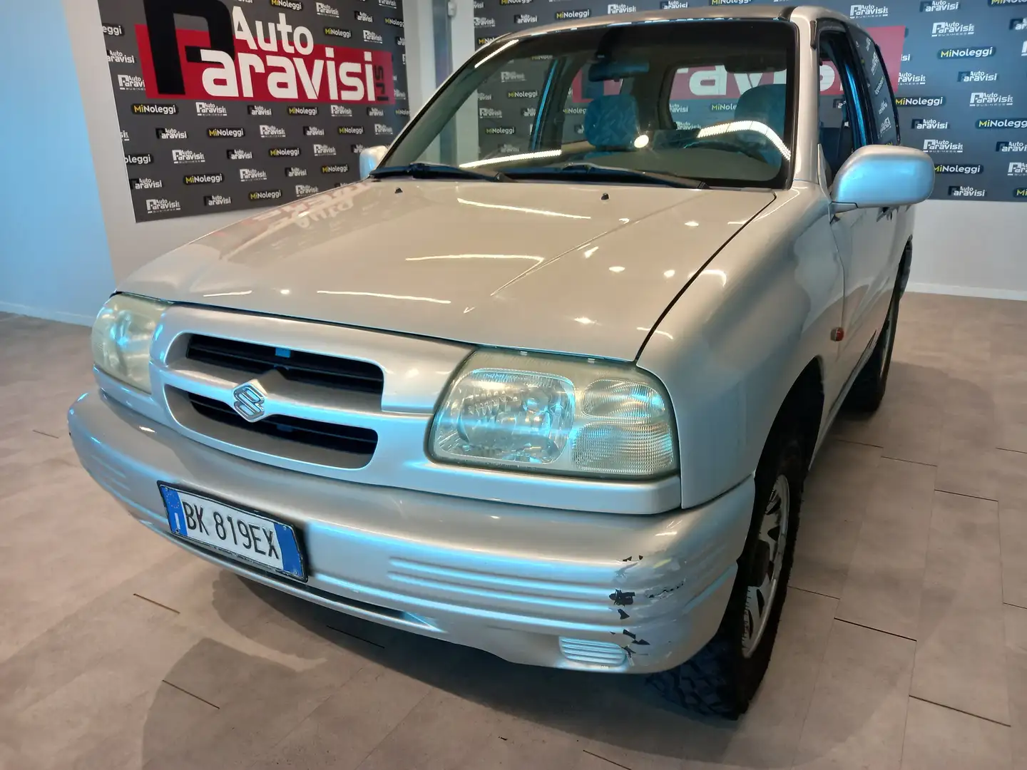 Suzuki Vitara 2001 3p 1.6 16v PER COMMERCIANTI Серебристый - 1