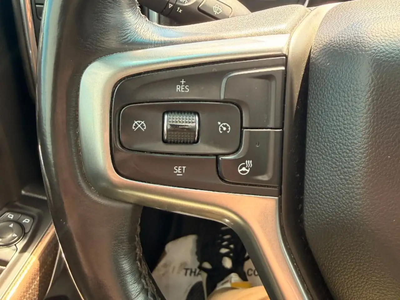 Chevrolet Silverado 1500 photo Chevrolet Silverado 1500