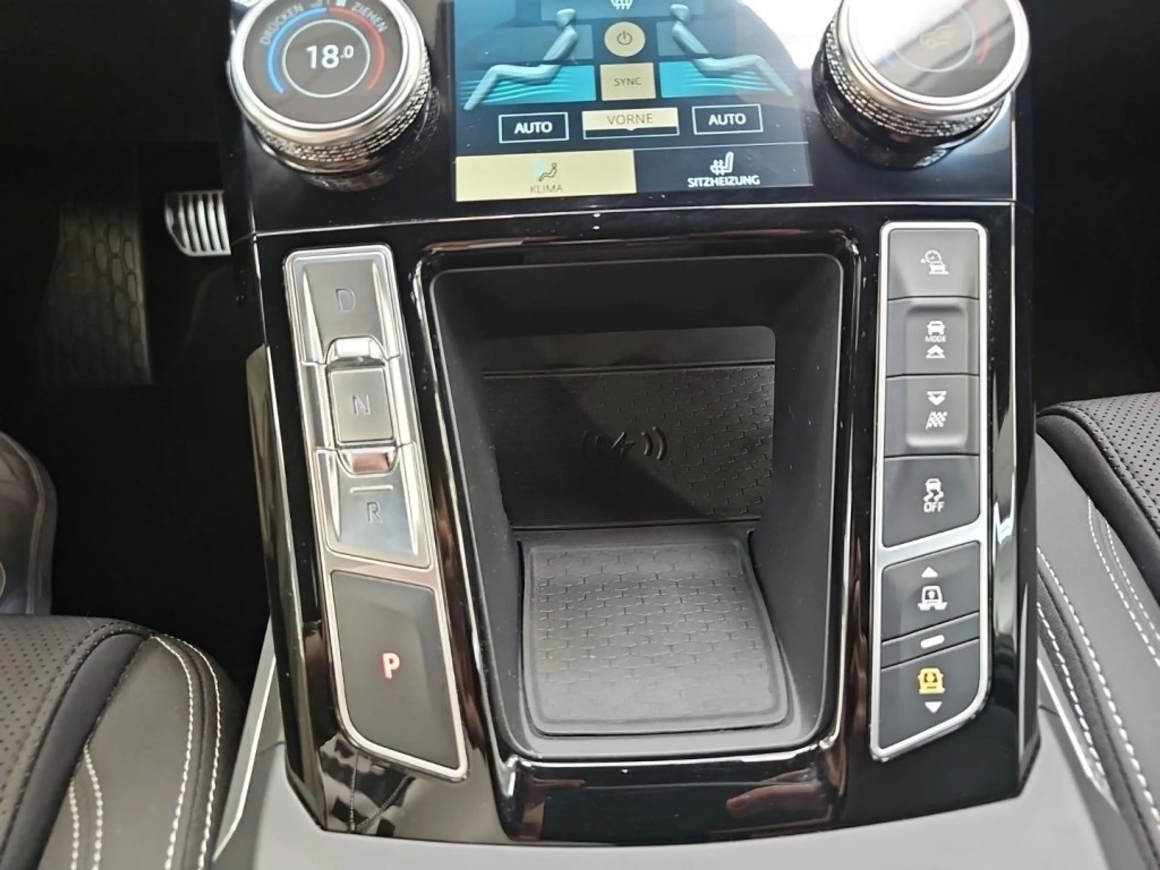 Jaguar I-Pace EV320 S AWD — photo 15