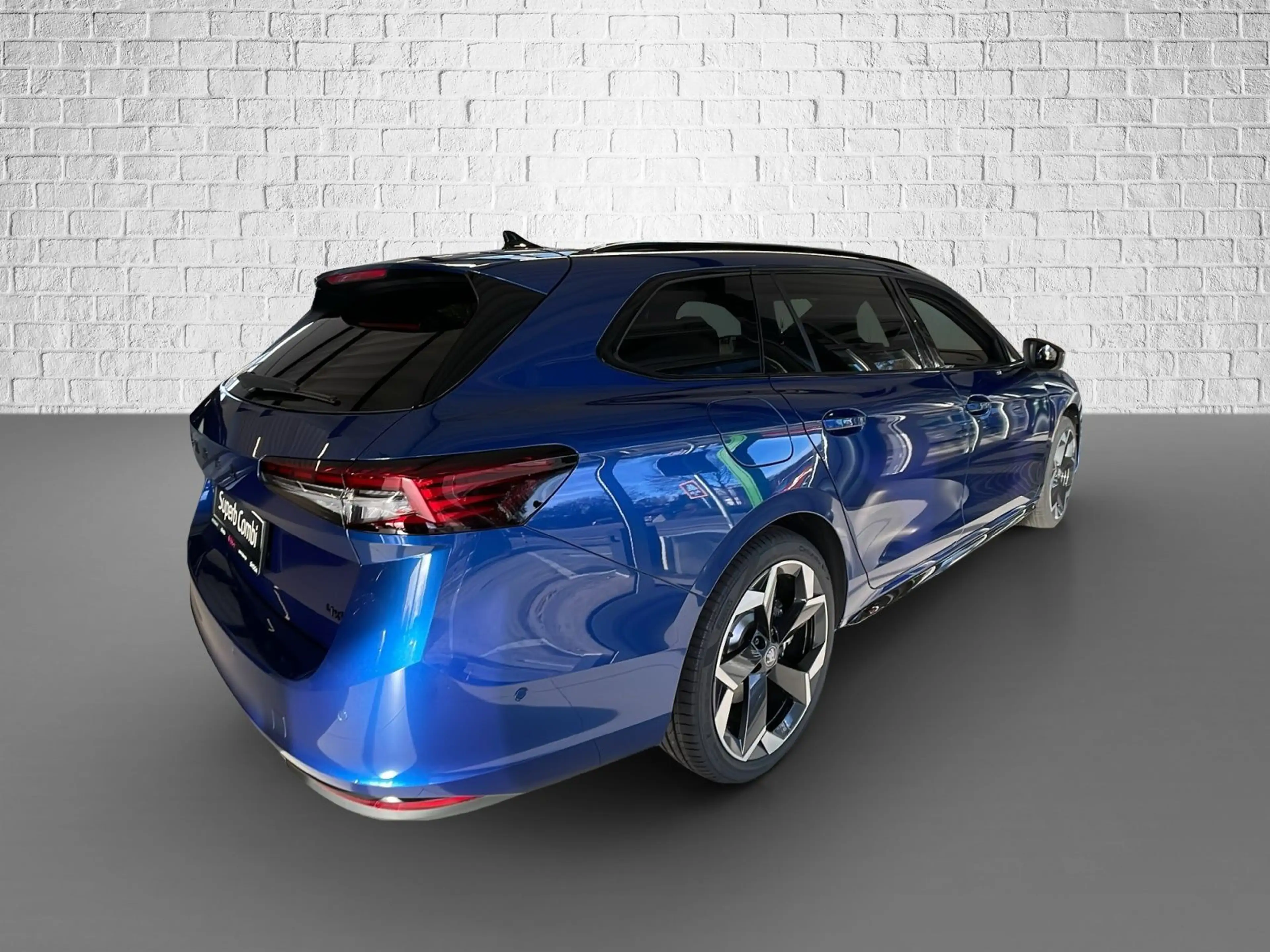 Skoda Superb Combi 2,0 TSI DSG 4x4  Sportline — photo 5