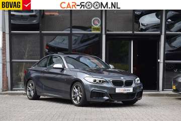 2-serie Coupé M235i High Executive Keyless Pano H/