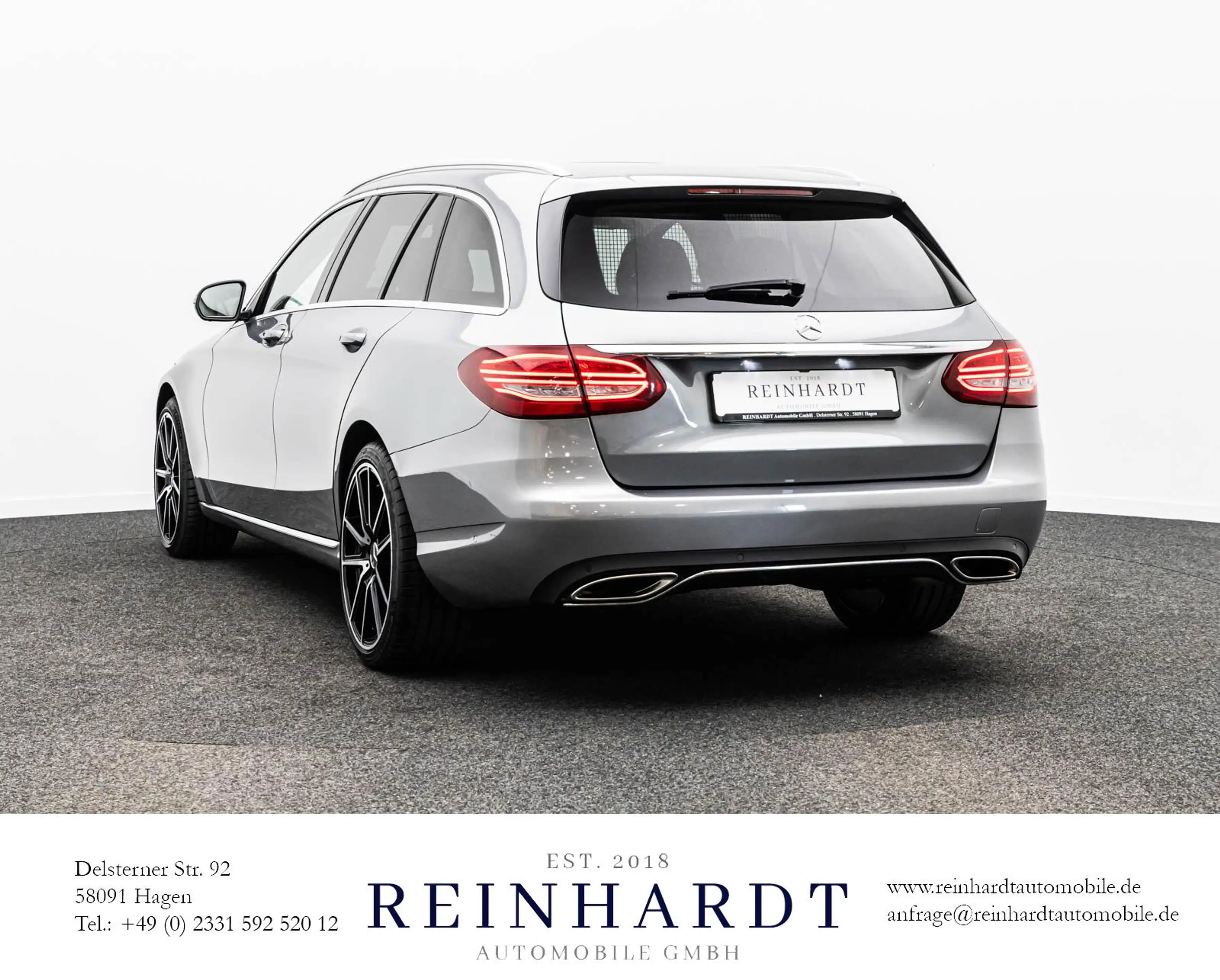 Mercedes-Benz C 400 T-MODELL 4M AVANTGARDE DISTRO+/PANO/BURM. — photo 11