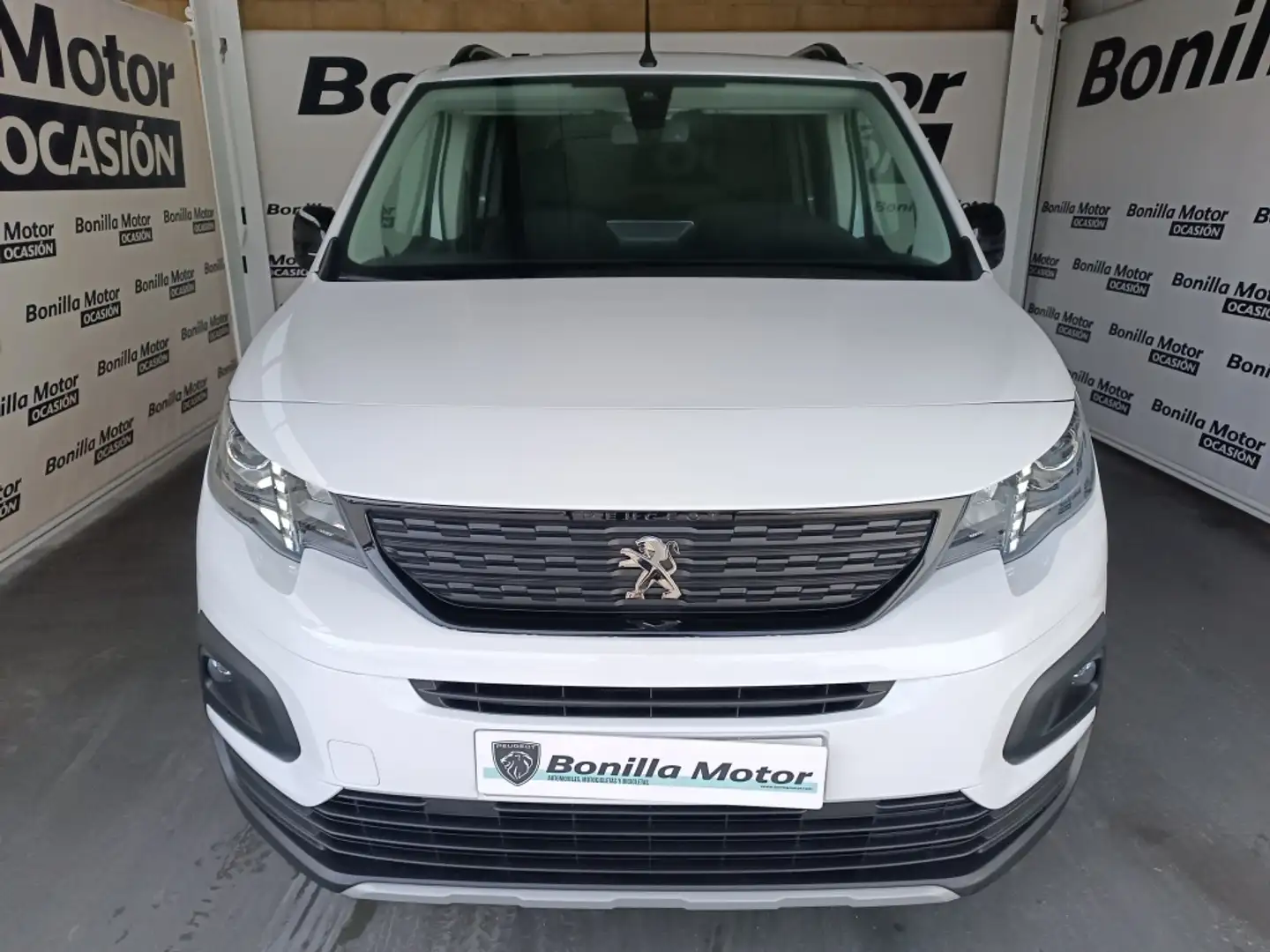 Peugeot Rifter BEV 50KWH GT STANDARD 136 5P Weiß - 2