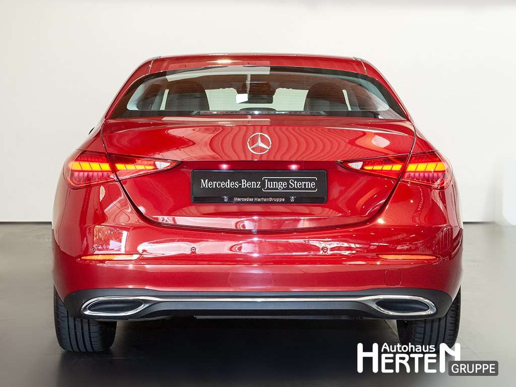 Mercedes-Benz C 180