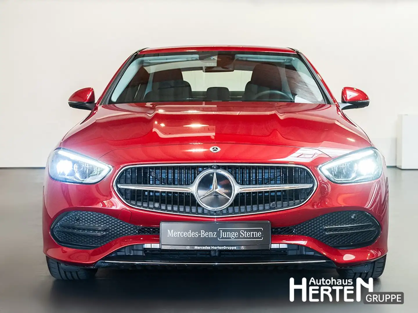 Mercedes-Benz C 180 +AVANTGARDE+360°+LED+AMBIENTE+NAVI-MBUX+SHZ Rot - 2