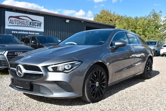Mercedes-Benz Sonstige