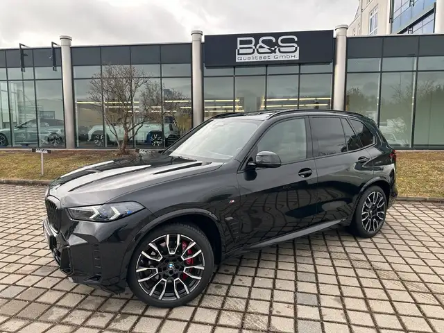 BMW X5 X5 view 4