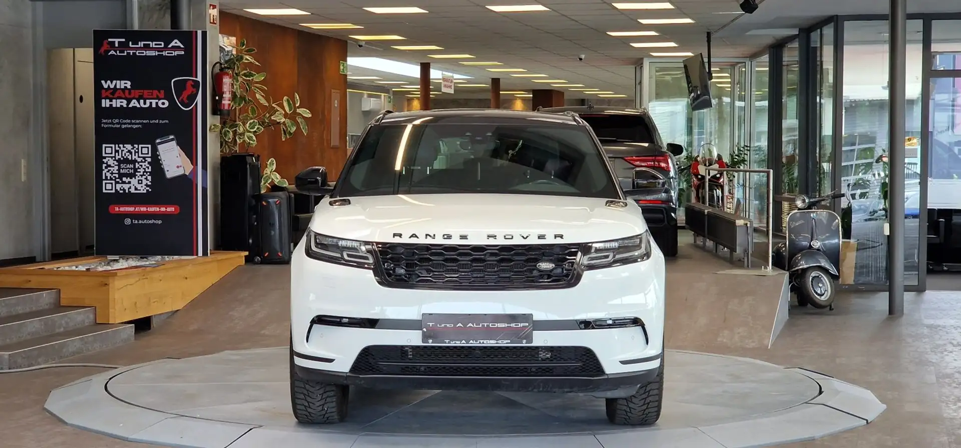 Land Rover Range Rover Velar D180 R-Dynamic ALLRAD Aut. *Meridian*Kamera*20Zoll Weiß - 2