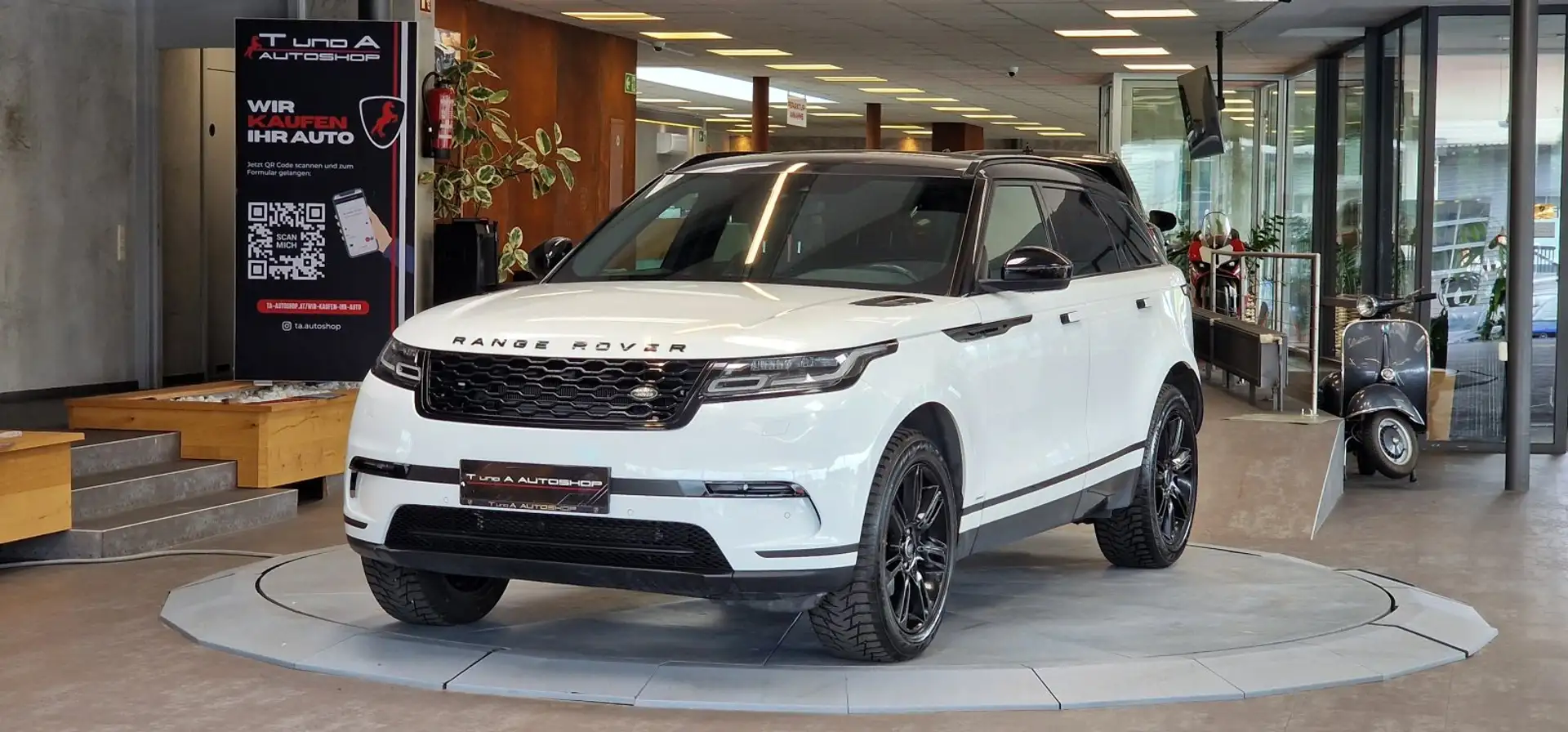 Land Rover Range Rover Velar D180 R-Dynamic ALLRAD Aut. *Meridian*Kamera*20Zoll Weiß - 1