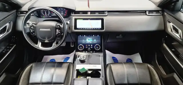 Land Rover Range Rover Velar view 11