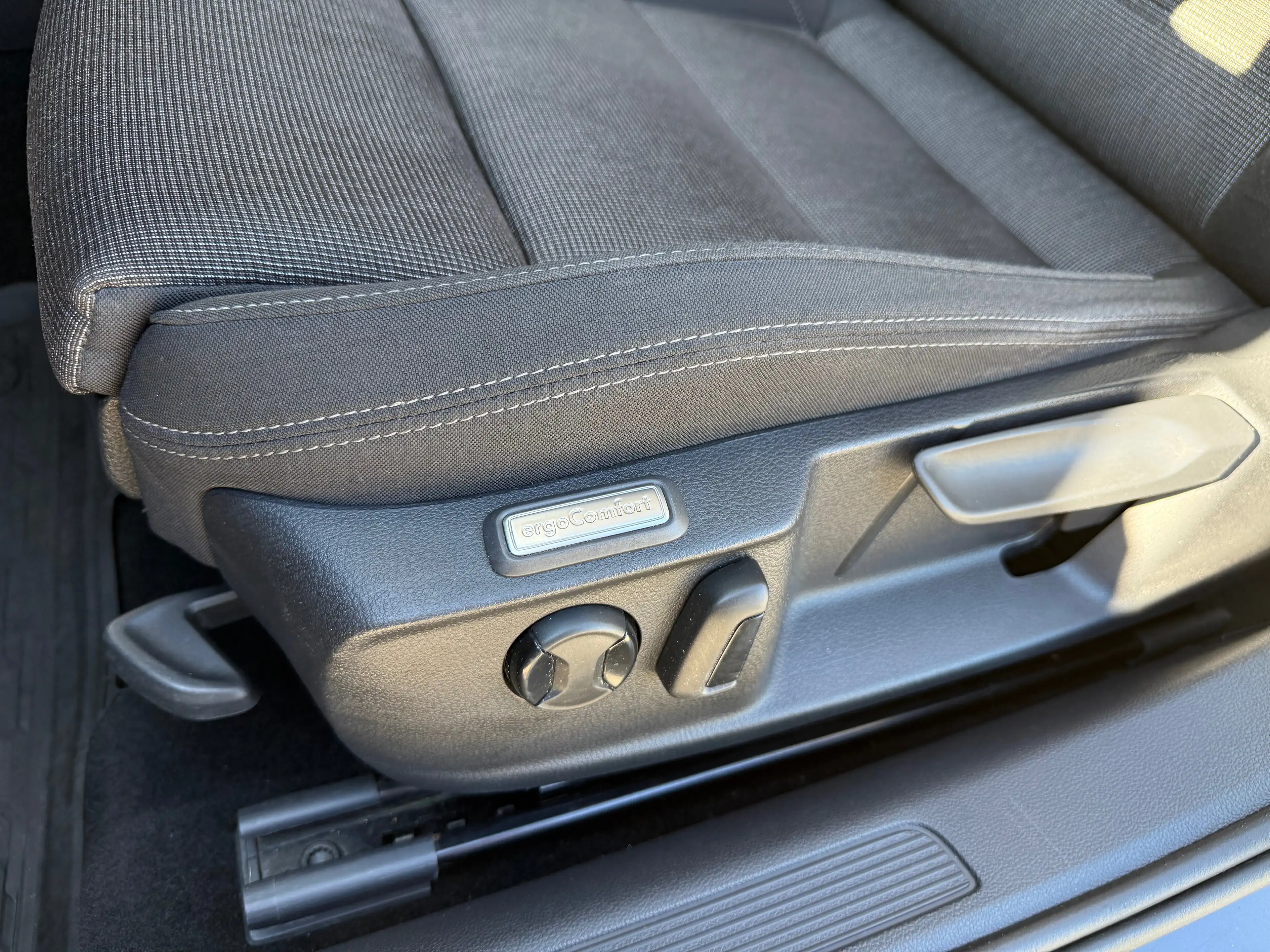 Volkswagen Passat Variant Comfortline DSG — photo 10