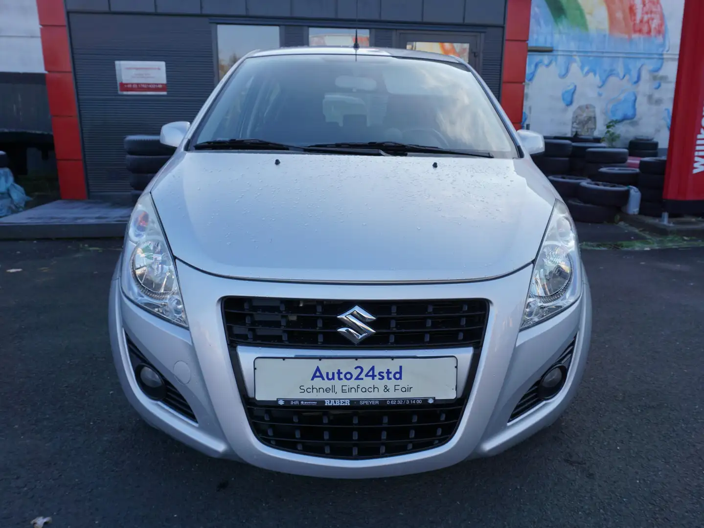 Suzuki Splash Club active+, Automatik, Klima, PDC, TÜV! Silber - 1