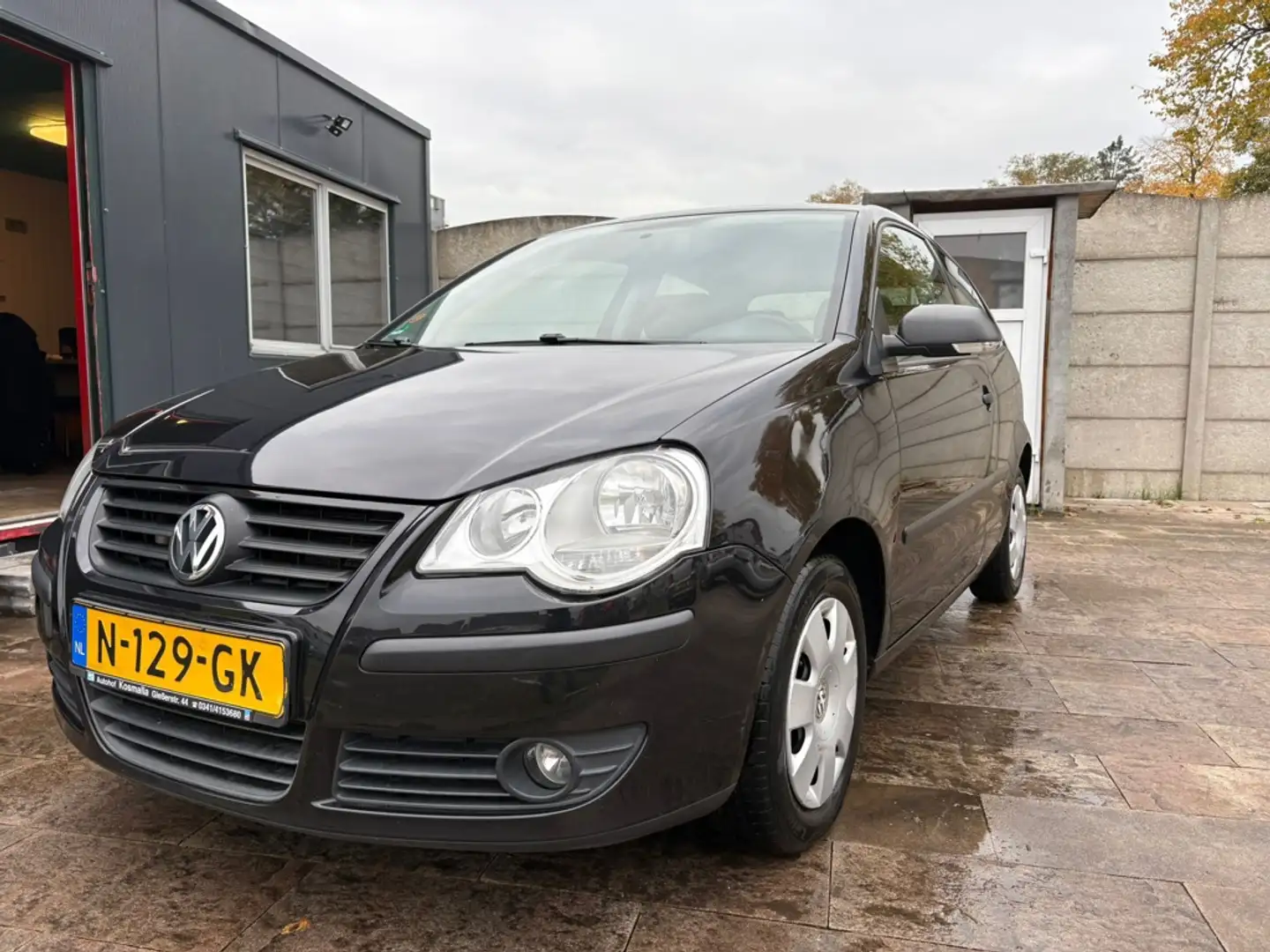 Volkswagen Polo 1.4-16V Trendline Zwart - 2
