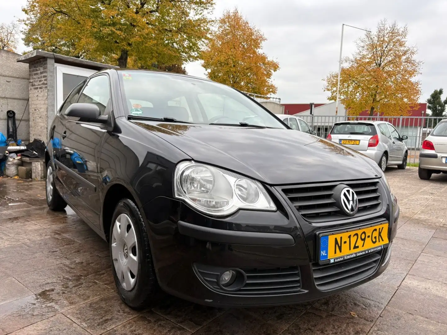 Volkswagen Polo 1.4-16V Trendline Zwart - 1