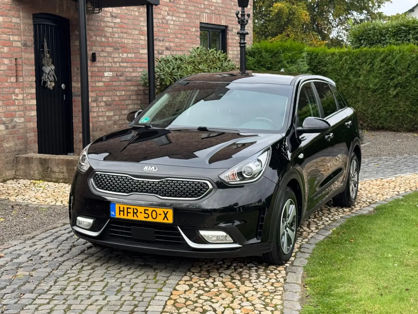 Kia Niro 1.6 GDi Hybrid ComfortLine Navi Clima ACC Trekhaak Negro - 2