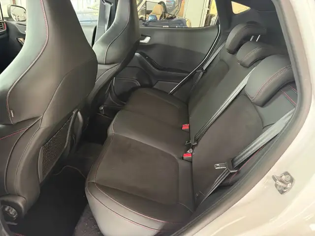 Ford Fiesta view 13