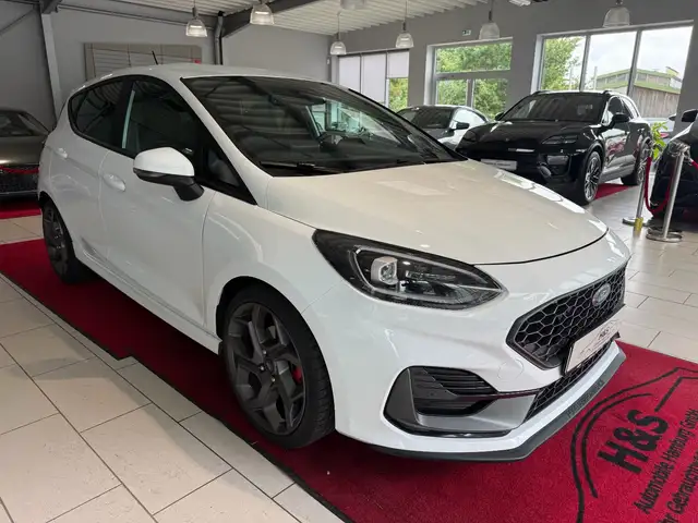 Ford Fiesta view 2
