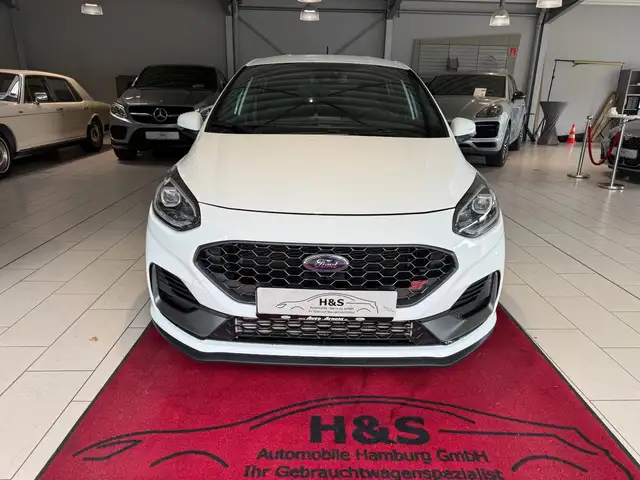 Ford Fiesta view 4