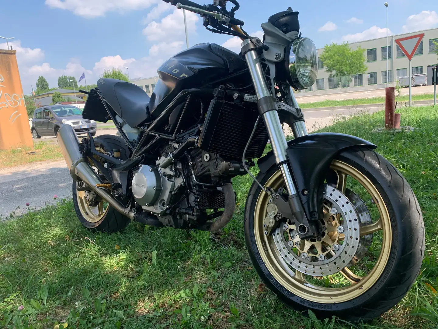 Cagiva Raptor 1000 cagiva Raptor 1000 - 1
