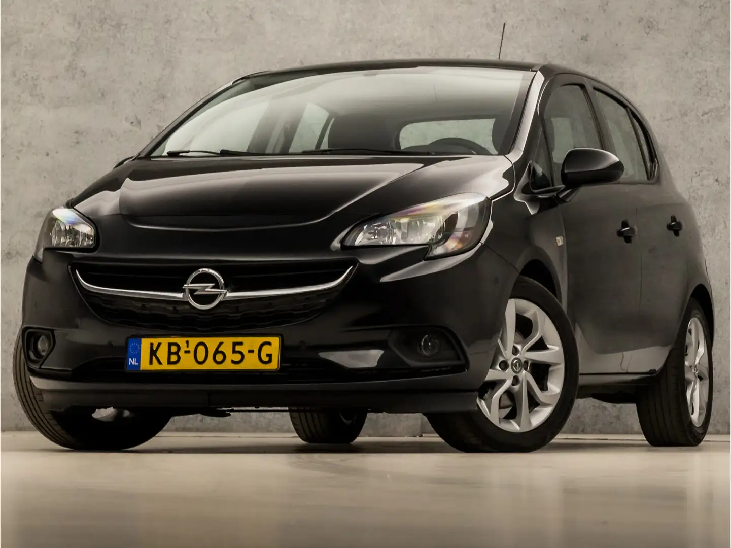 Opel Corsa 1.0 Turbo Sport (SCHERM, 5 DEURS, CRUISE, CAMERA, Schwarz - 1