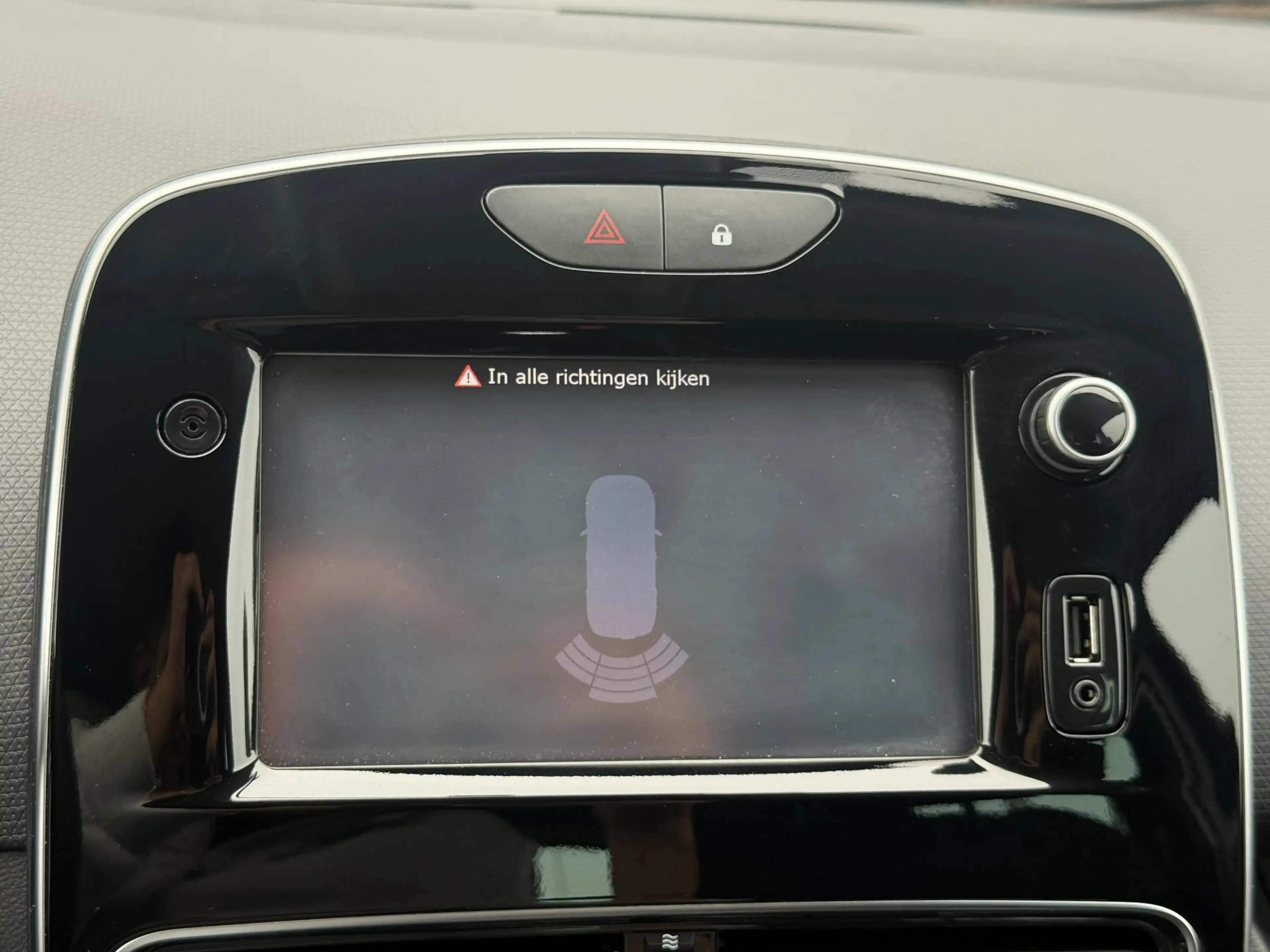 Renault Clio 0.9 TCe Limited Navi|Airco|Elek ramen|PDC|Lm velge — photo 13
