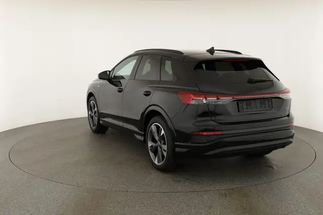 Audi Q4 e-tron 45 basis quattro S-LINE quattro, Navi, Matrix, ... Ansicht 38
