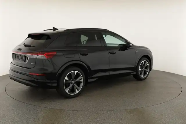 Audi Q4 e-tron 45 basis quattro S-LINE quattro, Navi, Matrix, ... Ansicht 19