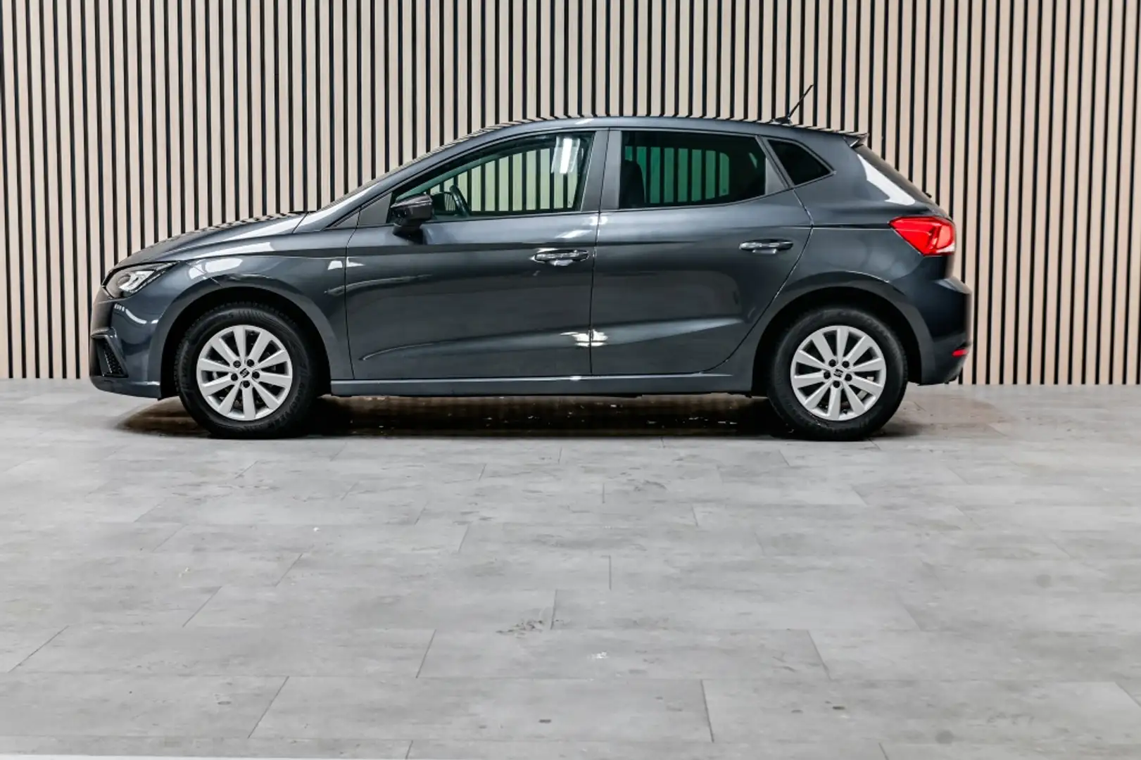 SEAT Ibiza 1.0 TSI Style |ACC|LED|VIRTUAL Zilver - 2