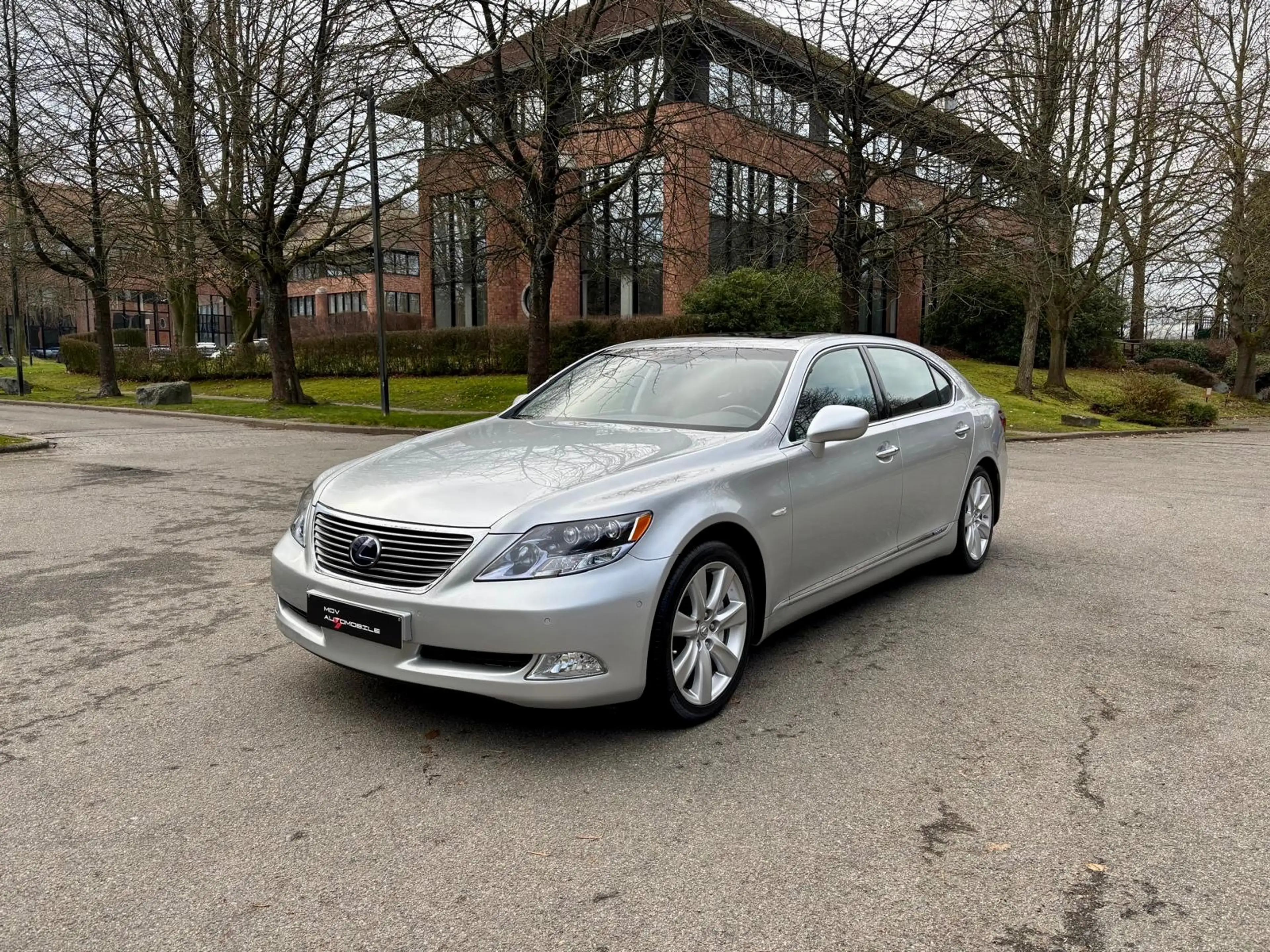 Lexus LS 600 LS 600h L V8 President ** FULL FULL / 92500KM ** — photo 2