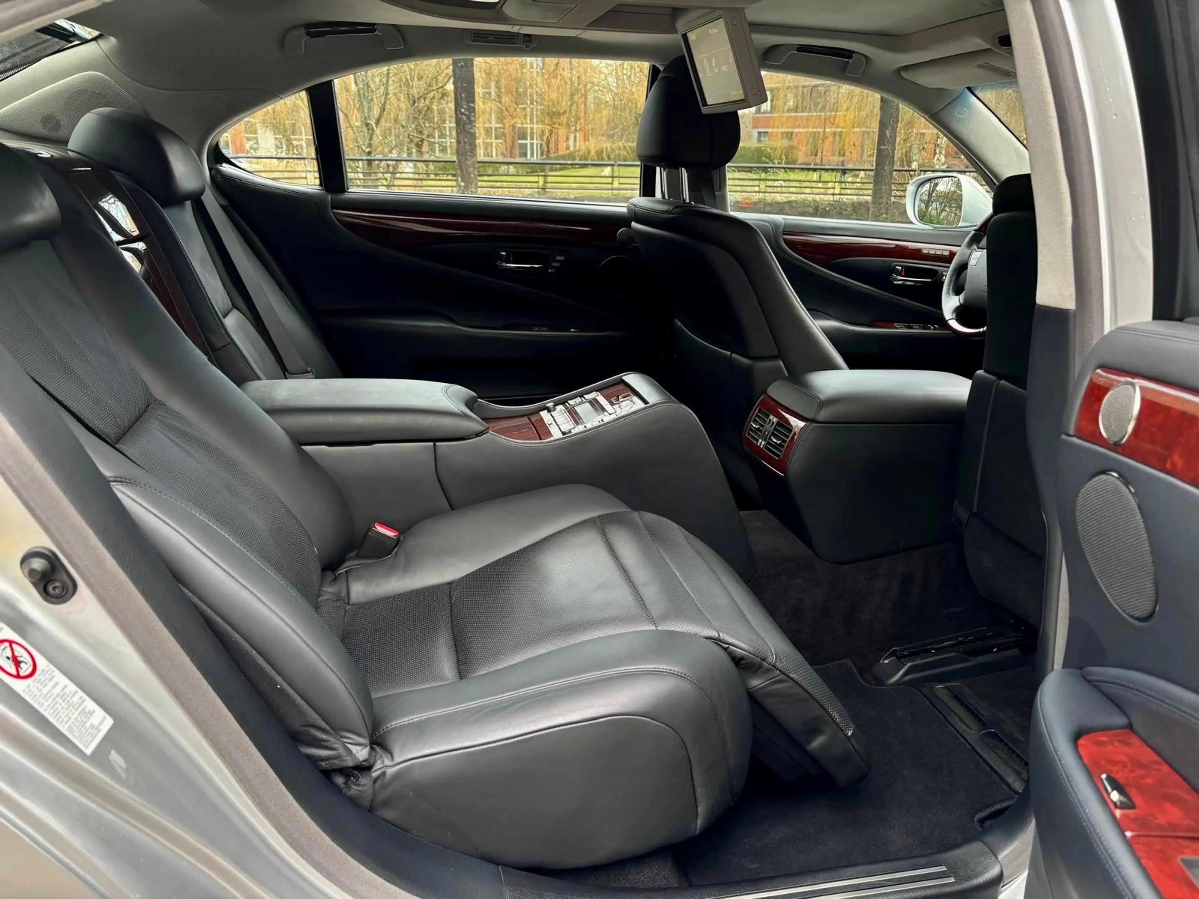 Lexus LS 600 LS 600h L V8 President ** FULL FULL / 92500KM ** — photo 14