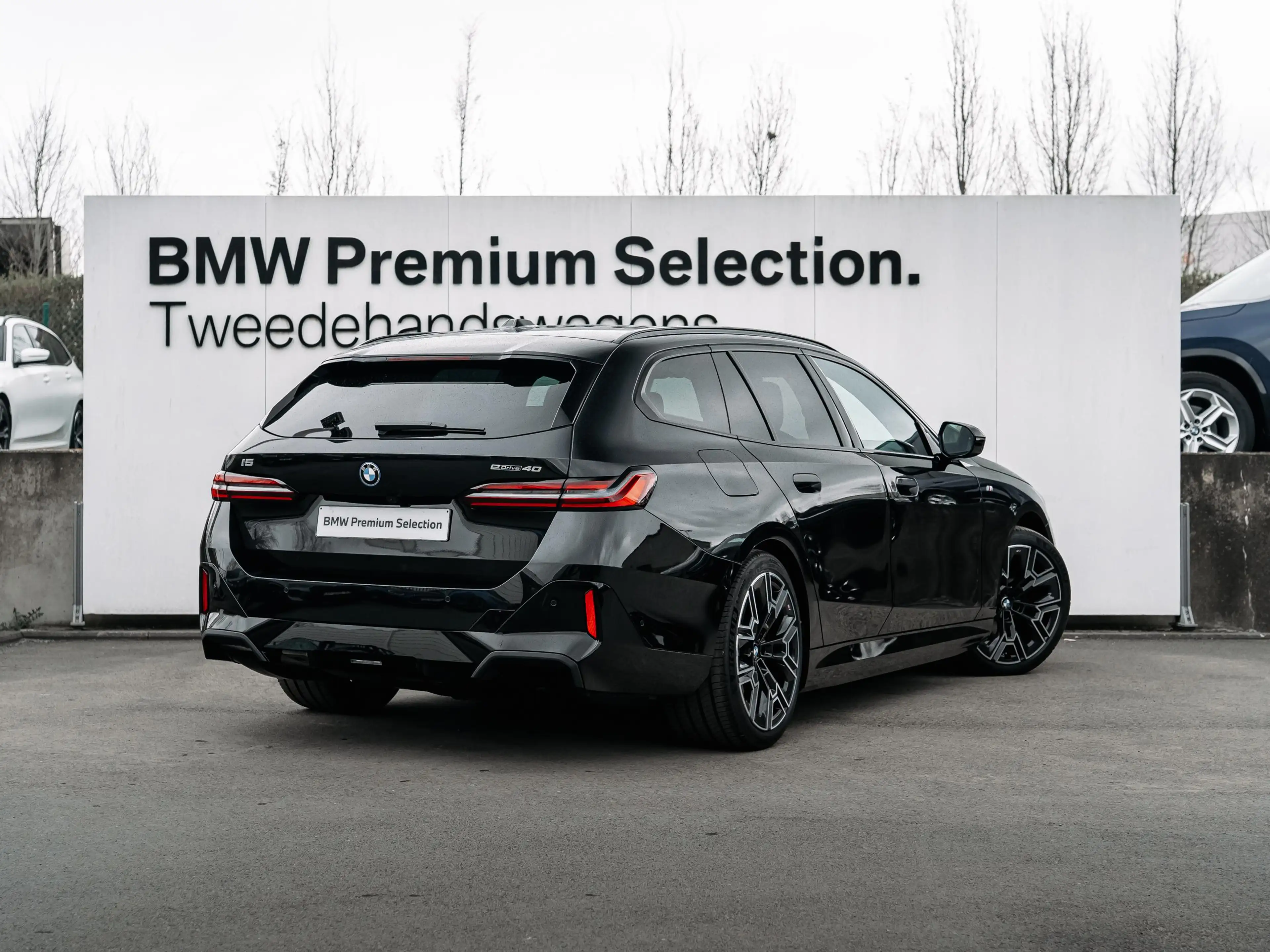 BMW i5 M-Sport Pro — photo 3