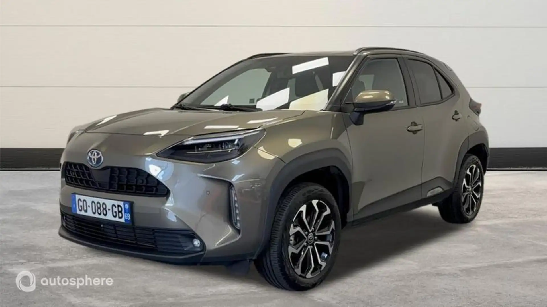 Toyota Yaris Cross 116h Design MY22 - 1