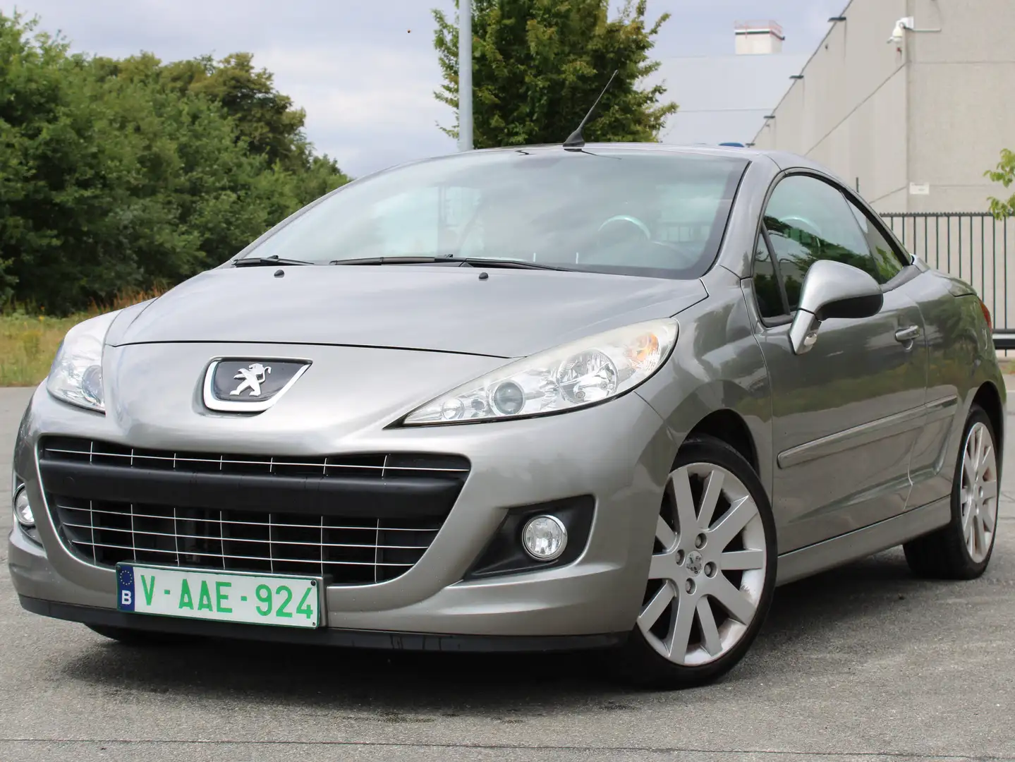 Peugeot 207 207 CC 120 VTi Automatik Roland Garros Срібний - 1