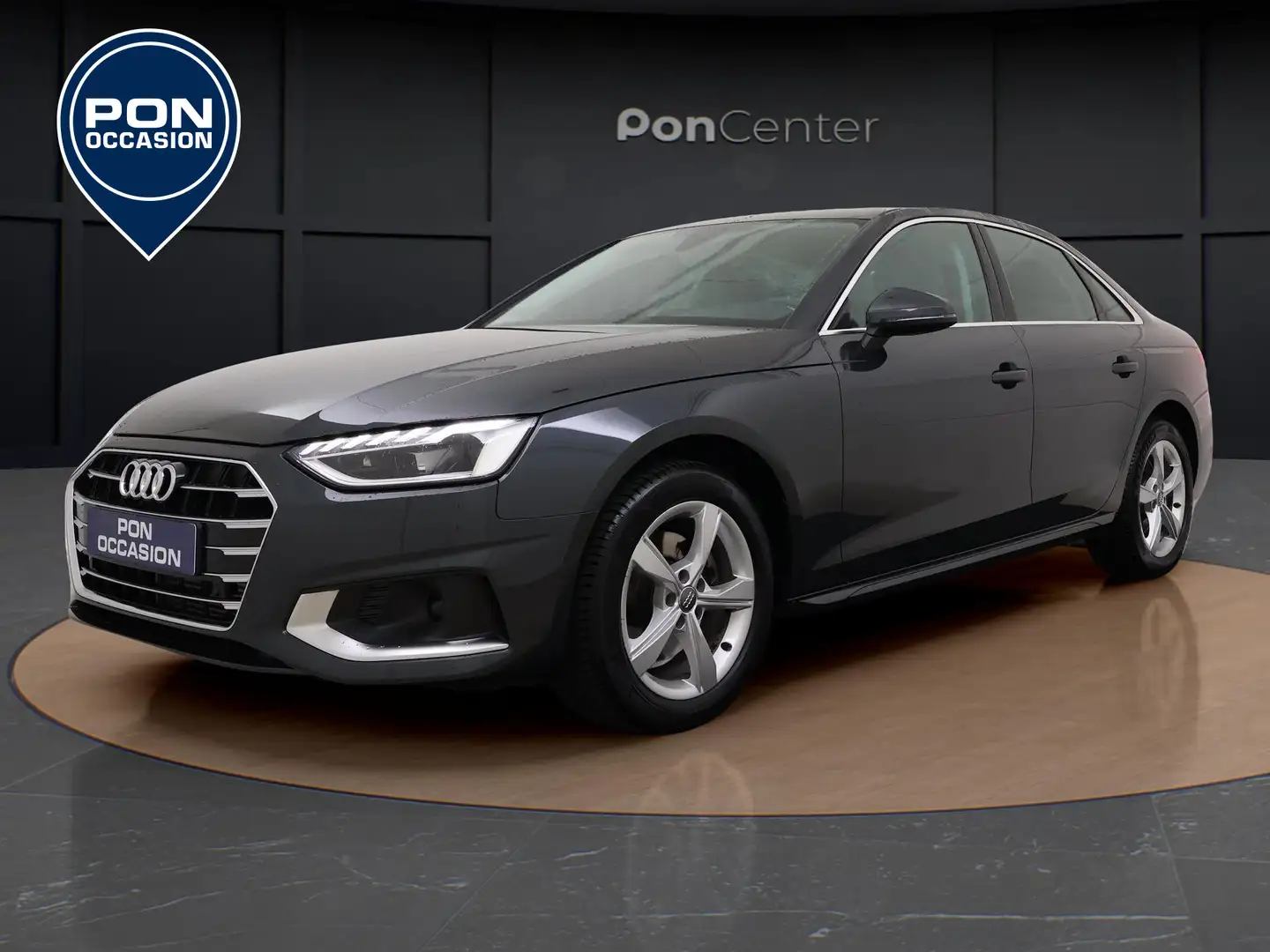 Audi A4 Limousine 35 TFSI 150 PK Business Edition | Apple Grijs - 1