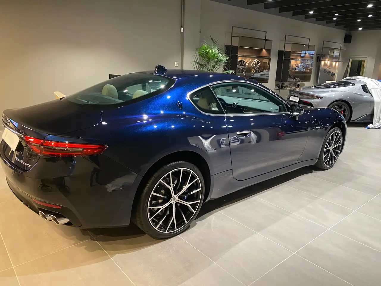 Maserati GranTurismo 2024