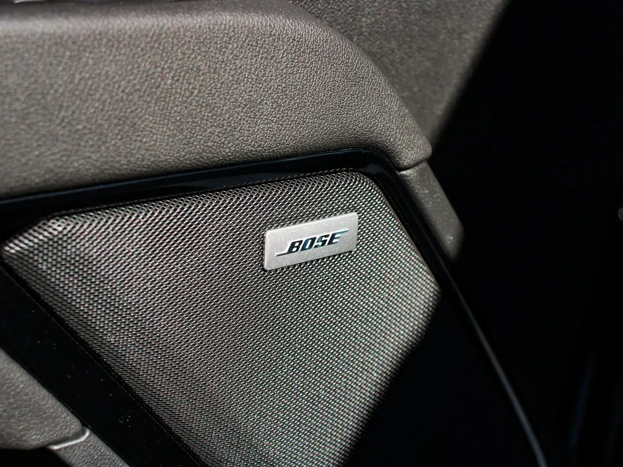 GMC Sierra 3500HD снимка GMC Sierra 3500HD