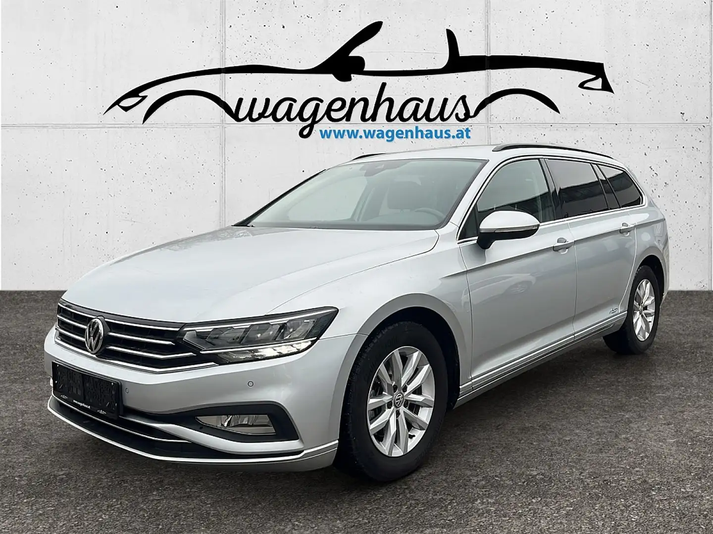 Volkswagen Passat Variant Business TSI, ACC, LED, SPUR, NAVI, Wireless Ap... Silber - 1
