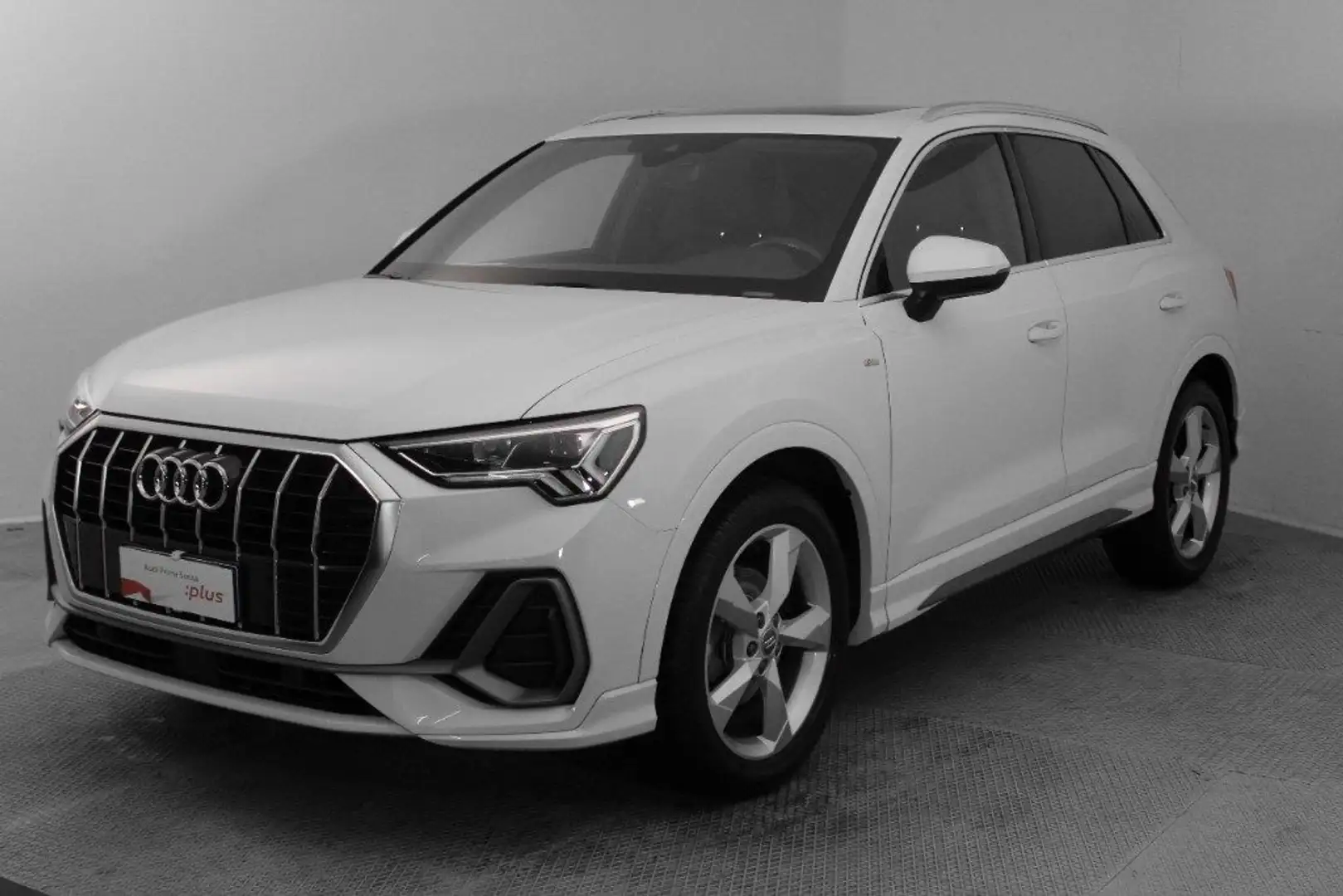 Audi Q3 35 TDI S tronic S line edition Bianco - 1