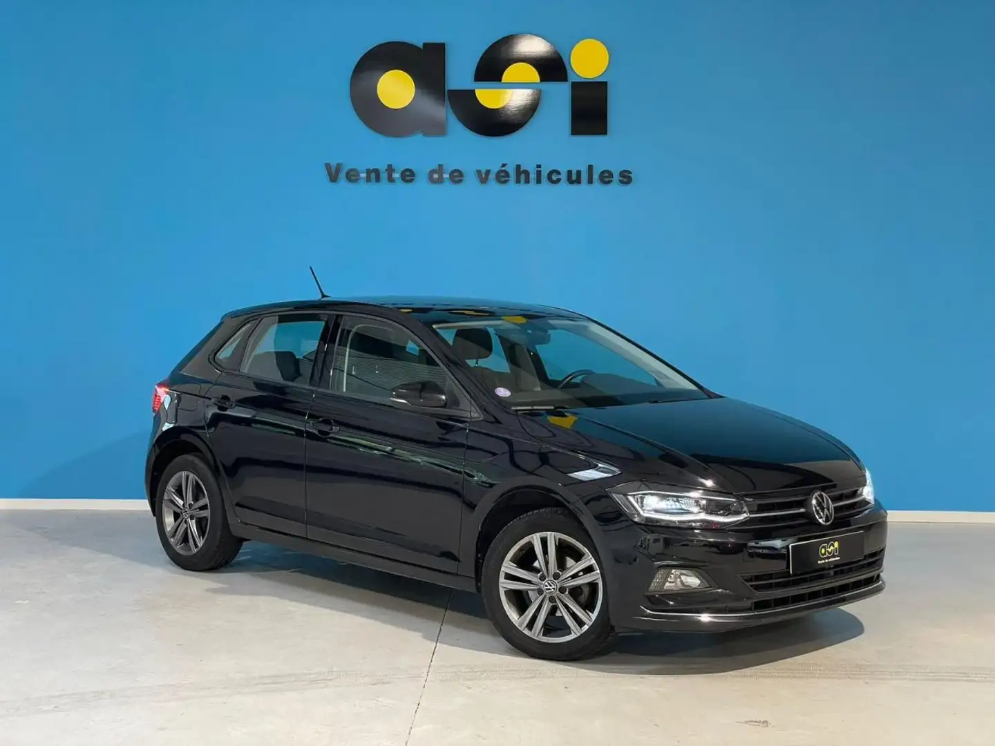 Volkswagen Polo 1.0 TSI 95 DSG7 CARAT Schwarz - 1