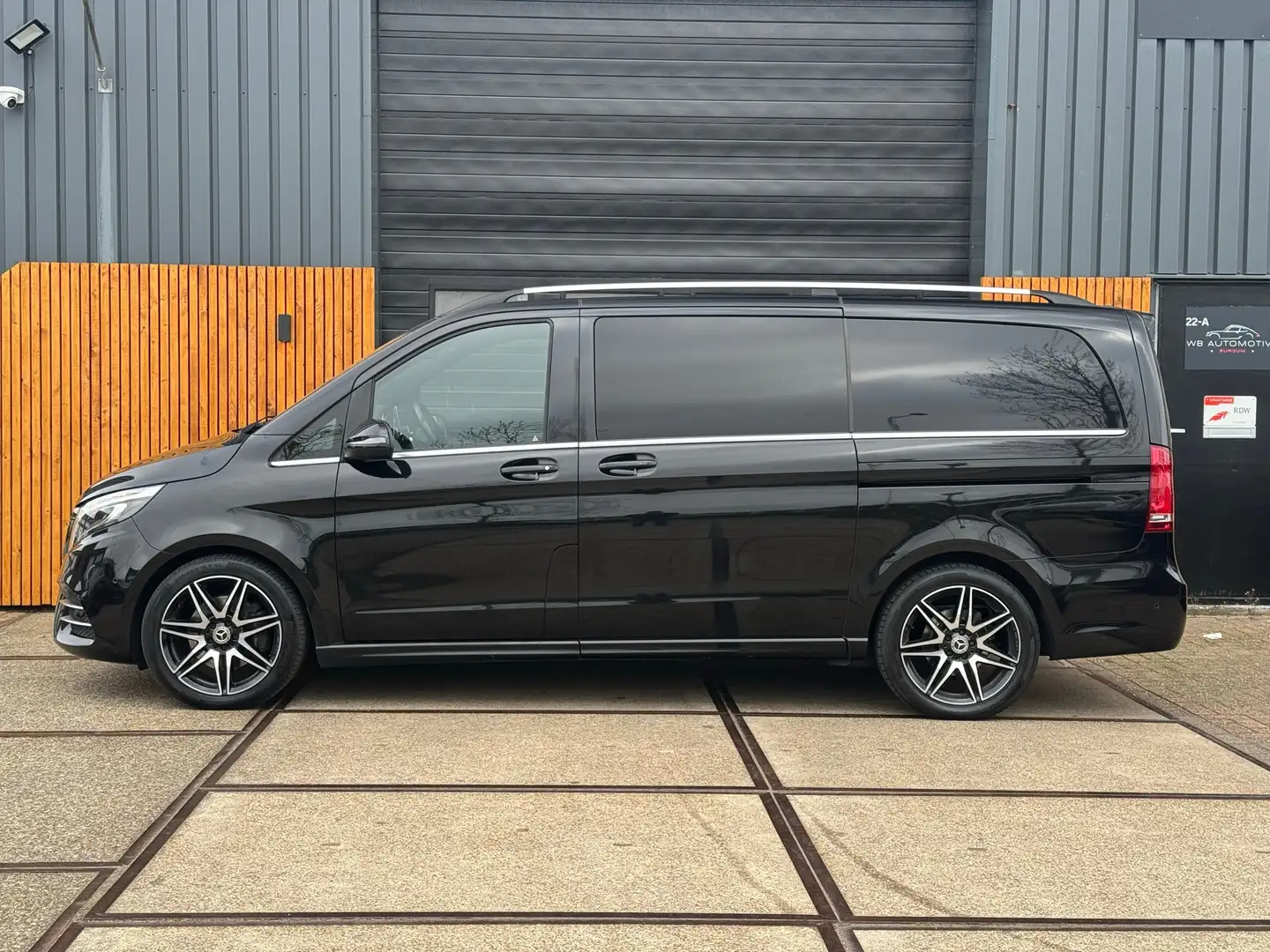 Mercedes-Benz V 250 250d AMG L2*acc*burmester*stoelverw+koeling*standk Nero - 2
