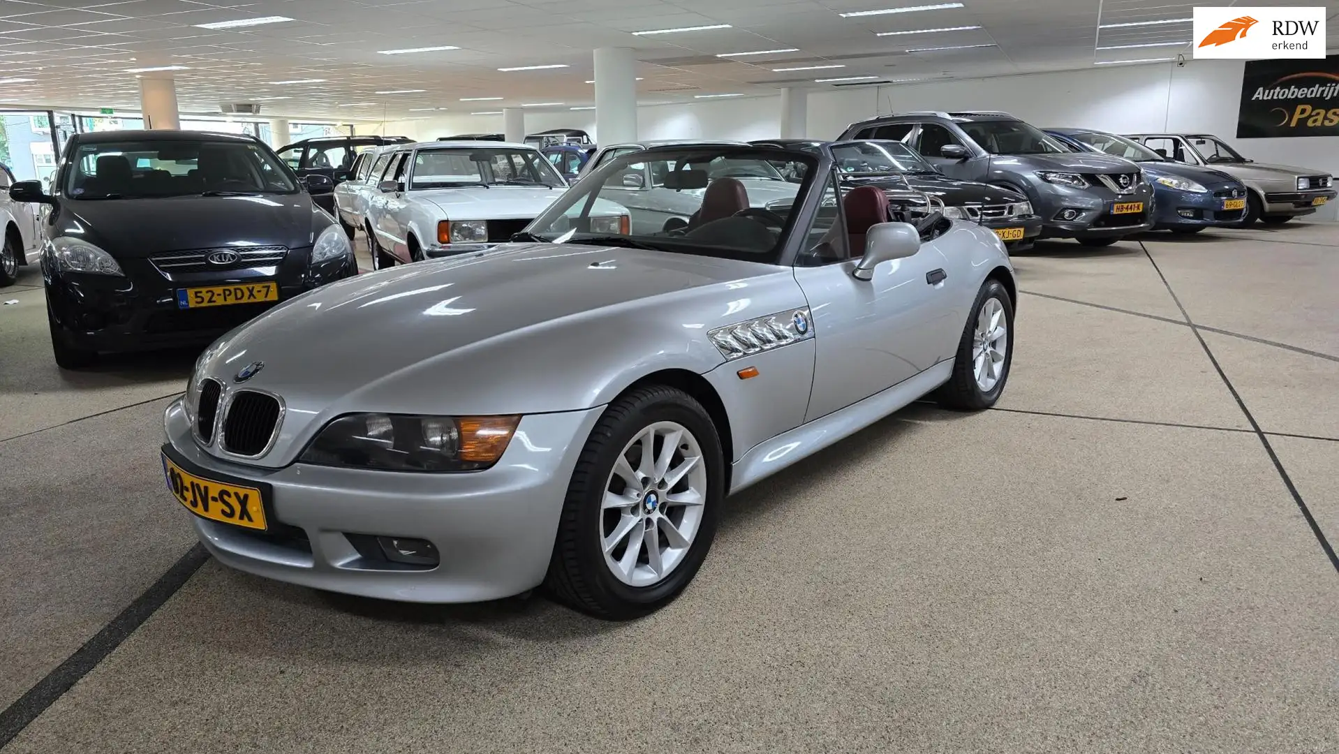 BMW Z3 Roadster 1.9 Automaat!!! NIEUWE APK!! Gris - 1